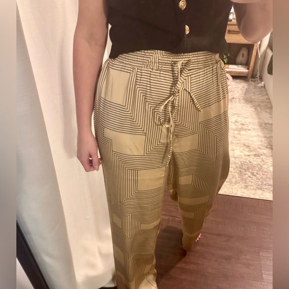 Geometric Patterned Lightweight Work Satin Tan Pants - Picture 2 of 6
